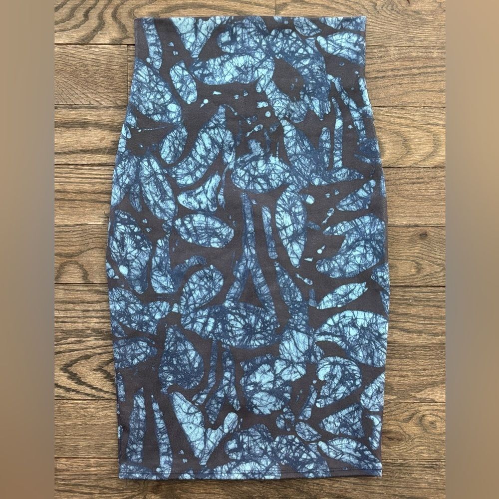 June & Hudson Super Soft Fitted Midi Pencil Skirt • size XS